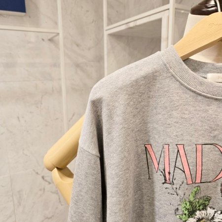 부케 프린트 맨투맨티셔츠