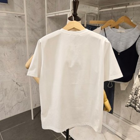 물결 레터링 티셔츠