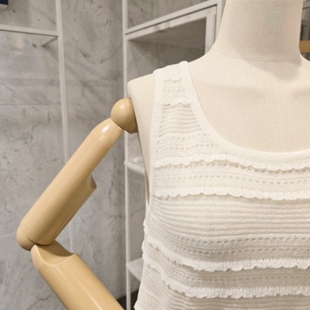 물결 레이스 민소매 니트