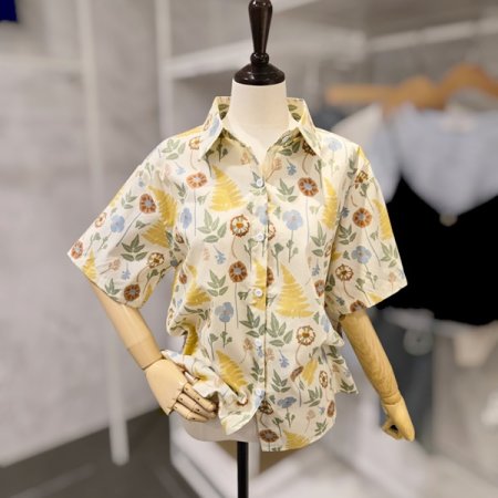 꽃잎 프린트 셔츠