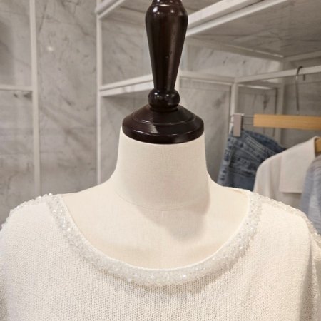 비즈 장식 니트