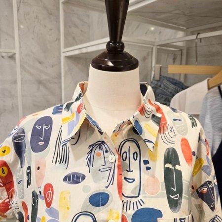 얼굴 프린트 셔츠