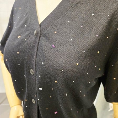 비즈장식 브이넥 가디건