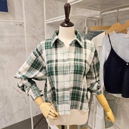 하프 크롭 체크 셔츠