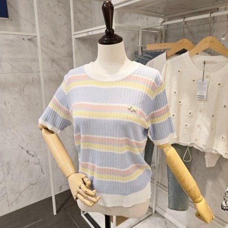 4색 줄무늬 니트