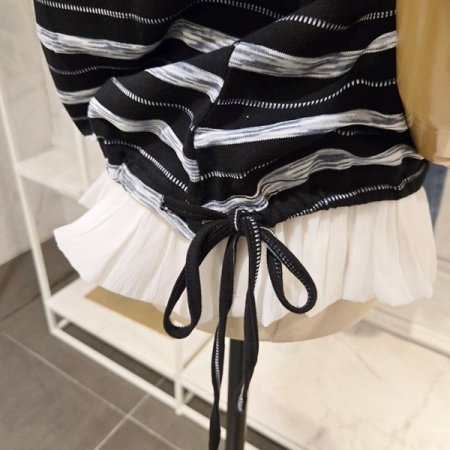 밑단 플리츠 줄무늬 티셔츠