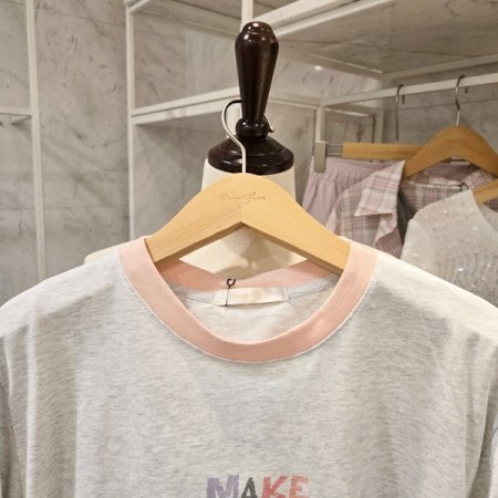 배색 프린트 반팔 티셔츠