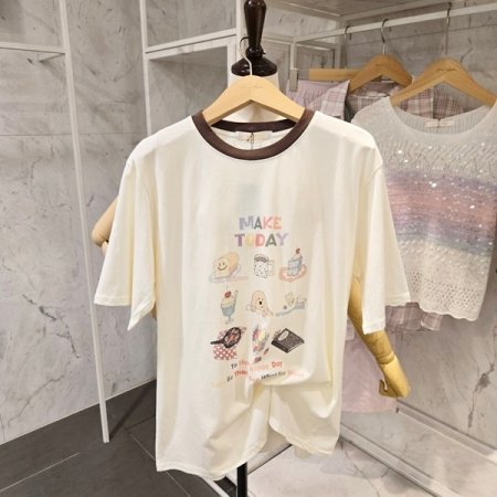 배색 프린트 반팔 티셔츠