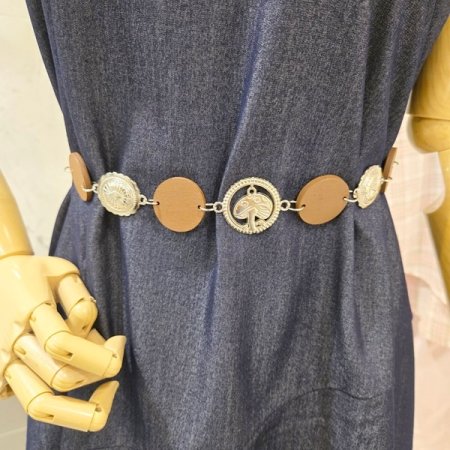 밑단 배색 체인 민소매원피스