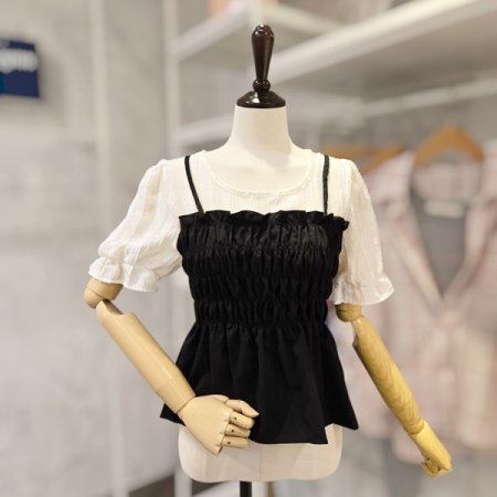 스모크 셔링 블라우스