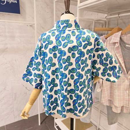 알파벳 카라 셔츠