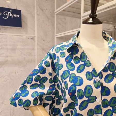 알파벳 카라 셔츠