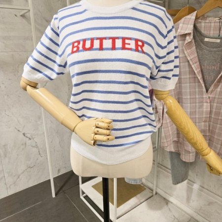 레터링 스트라이프 니트