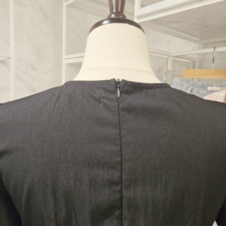 브이넥 퍼프소매 원피스