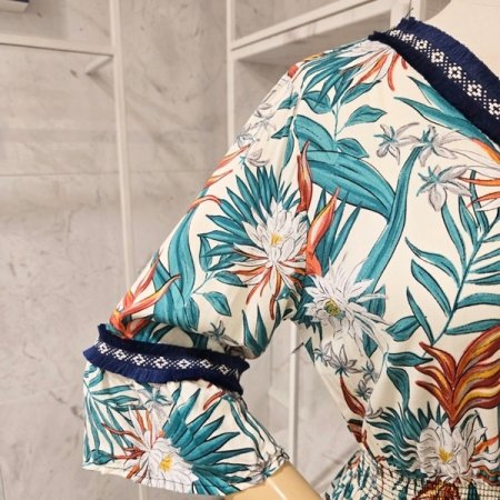 허리 밴딩 브이넥 원피스