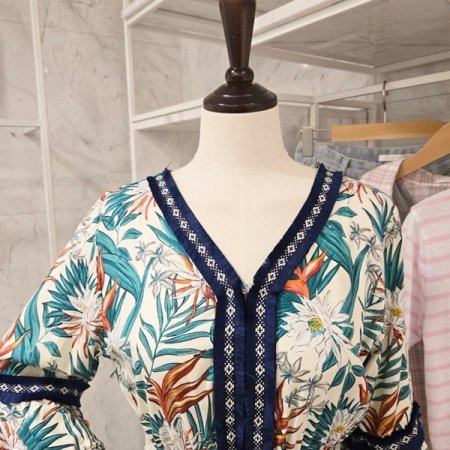 허리 밴딩 브이넥 원피스