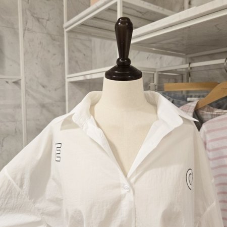 알파벳 카라 스트링 셔츠