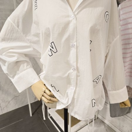 알파벳 카라 스트링 셔츠