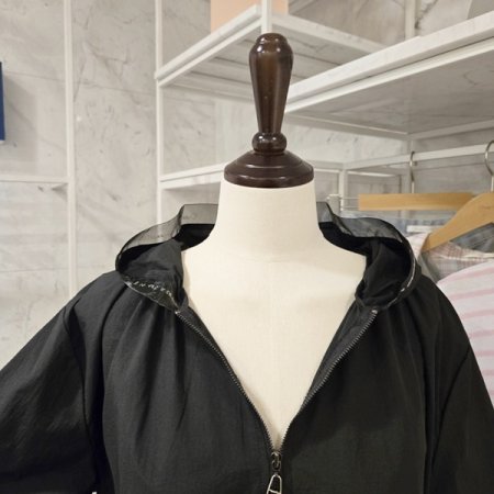 후드 레터링 집업 점퍼