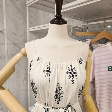 태슬 끈 롱 원피스