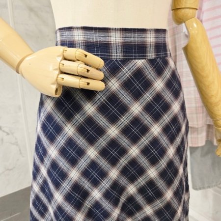 체크 뒷밴딩 스커트