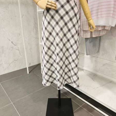 체크 뒷밴딩 스커트