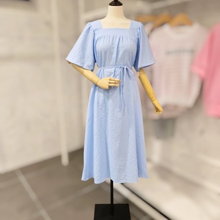 스퀘어넥 끈 원피스