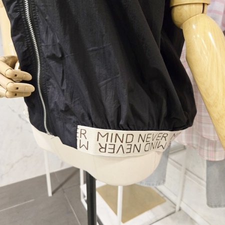 영문 후드 베스트