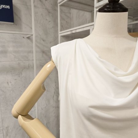 셔링 민소매 티셔츠