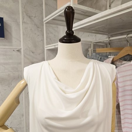 셔링 민소매 티셔츠