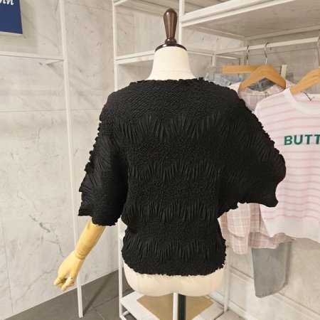 물결 플리츠 티셔츠