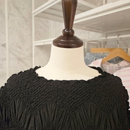 물결 플리츠 티셔츠