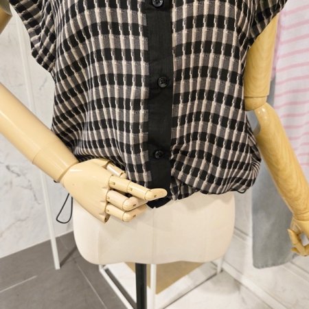 스트링 체크 카라 블라우스