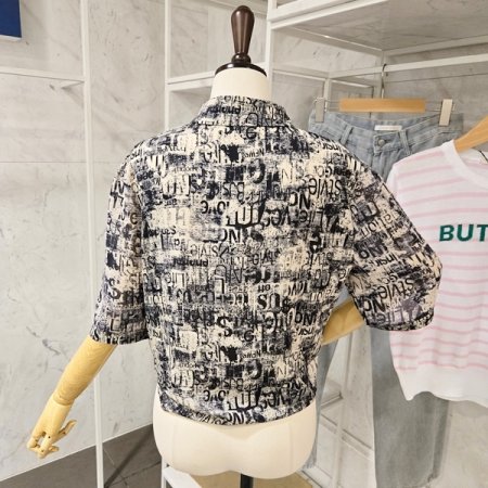 영문 프린팅 블라우스