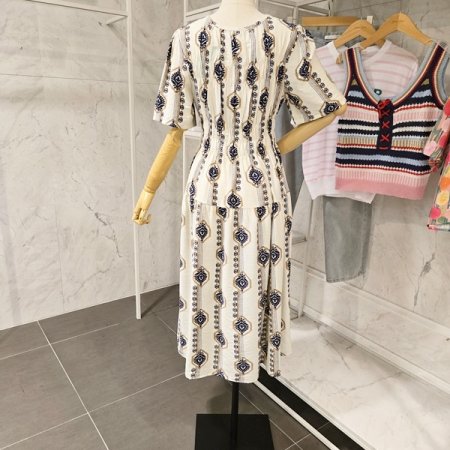 셔링 라운드 원피스