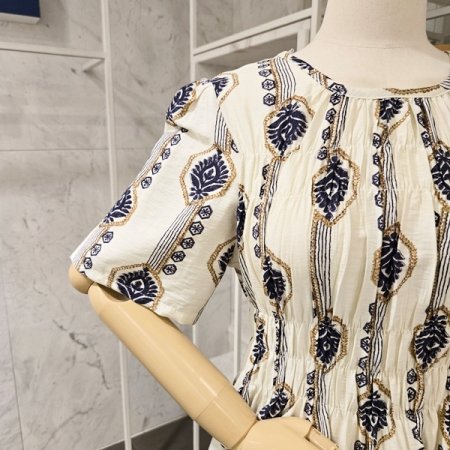 셔링 라운드 원피스