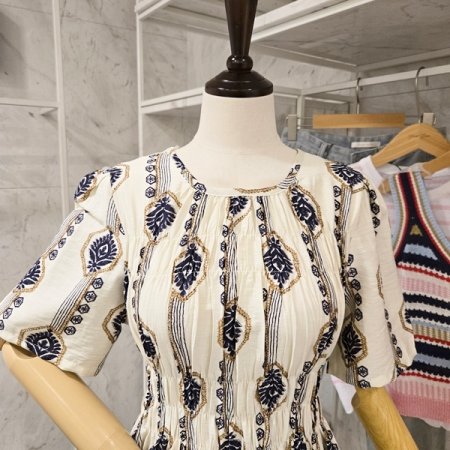 셔링 라운드 원피스