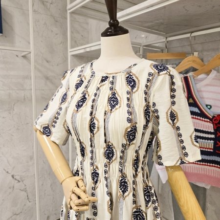 셔링 라운드 원피스