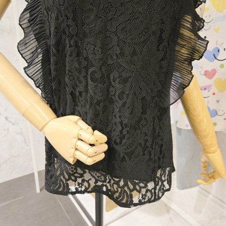 양 러플 레이스 블라우스