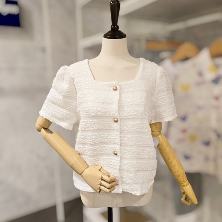 스퀘어넥 블라우스