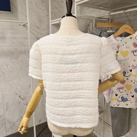 스퀘어넥 블라우스