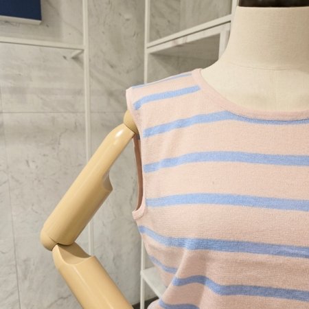 민소매 단 니트