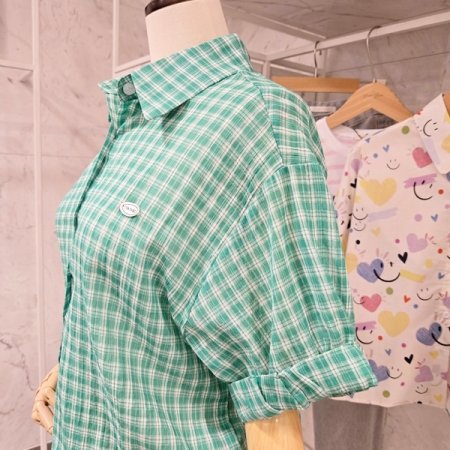 기본 체크 카라 블라우스