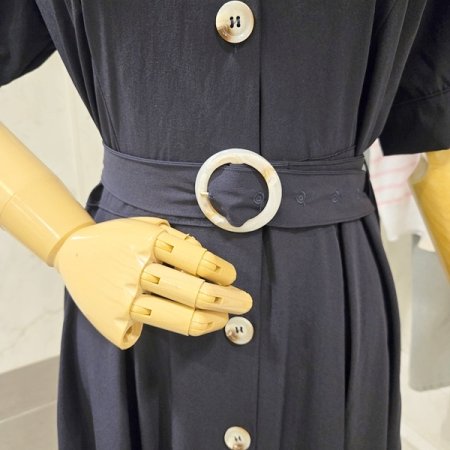 벨티드 카라 롱 원피스