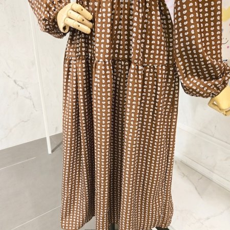 패턴 셔링 라운드 원피스