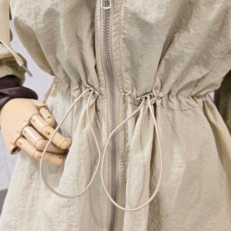 후드넥 스트링 집업 점퍼