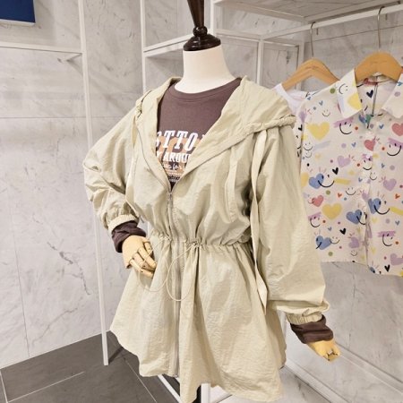 후드넥 스트링 집업 점퍼