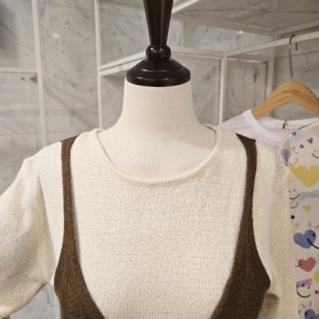 뷔스티에 배색 니트