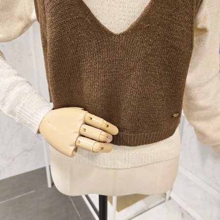 뷔스티에 배색 니트