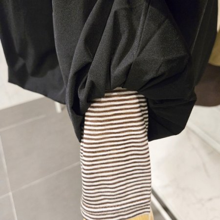 볼륨 핀턱 집업 점퍼